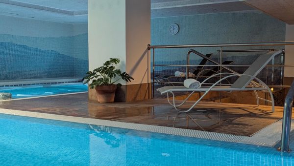 PISCINA SPA (1) PISCINA SPA (1)